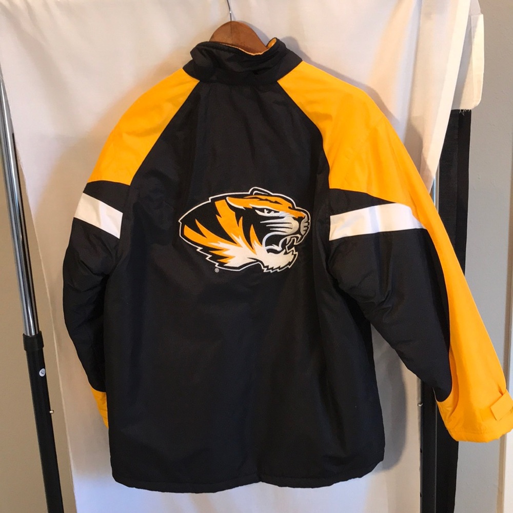 Missouri kids size 18 heavyweight coat